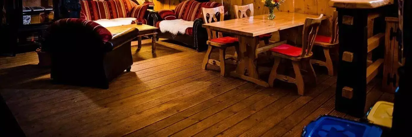Kavárna restaurace bar Glamping Forest Edge