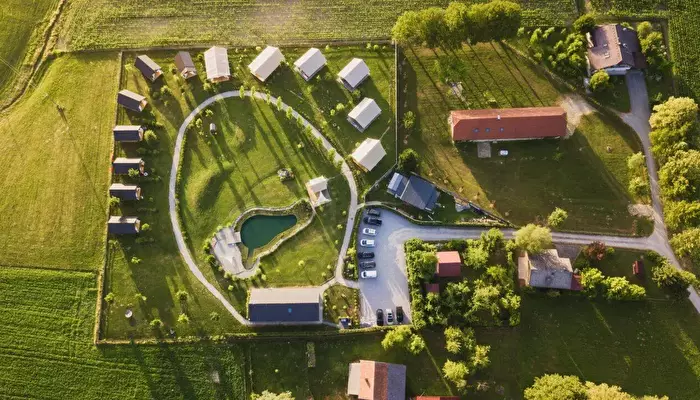 Glamping Kolpa Resort.