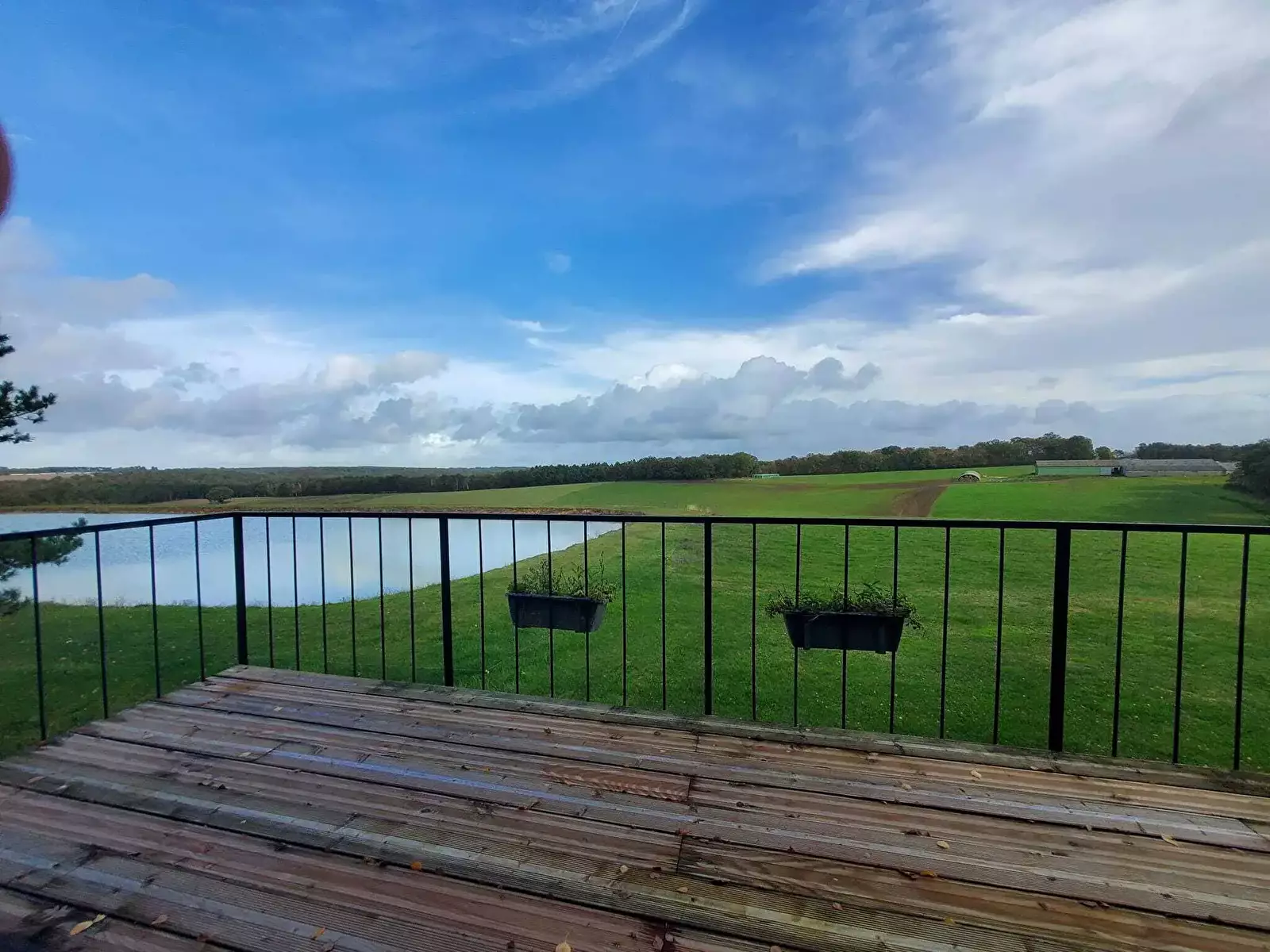 Udsigt Glamping Les Cabanes de Rouffignac