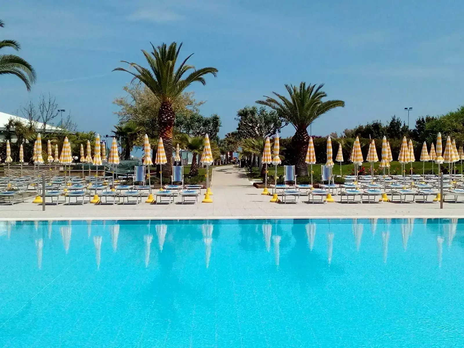 Úszómedence Hapimag Resort Scerne di Pineto