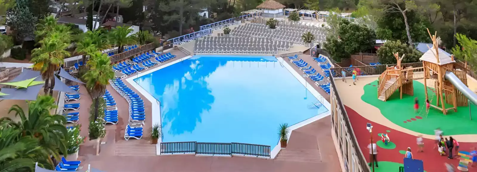 Zwembad Holiday Green Resort & Camping