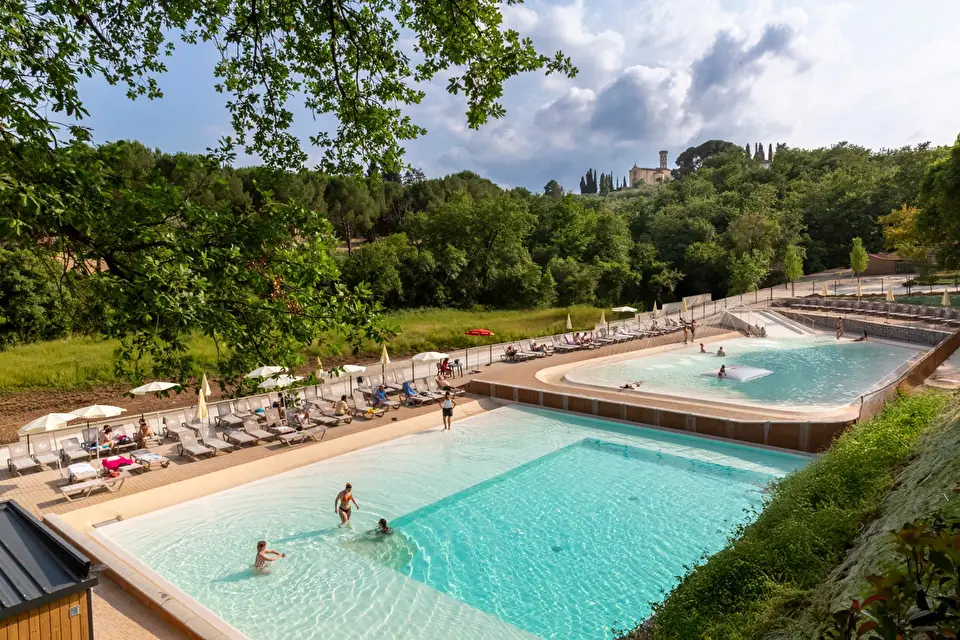 Hu Firenze Certosa Camping in Town
