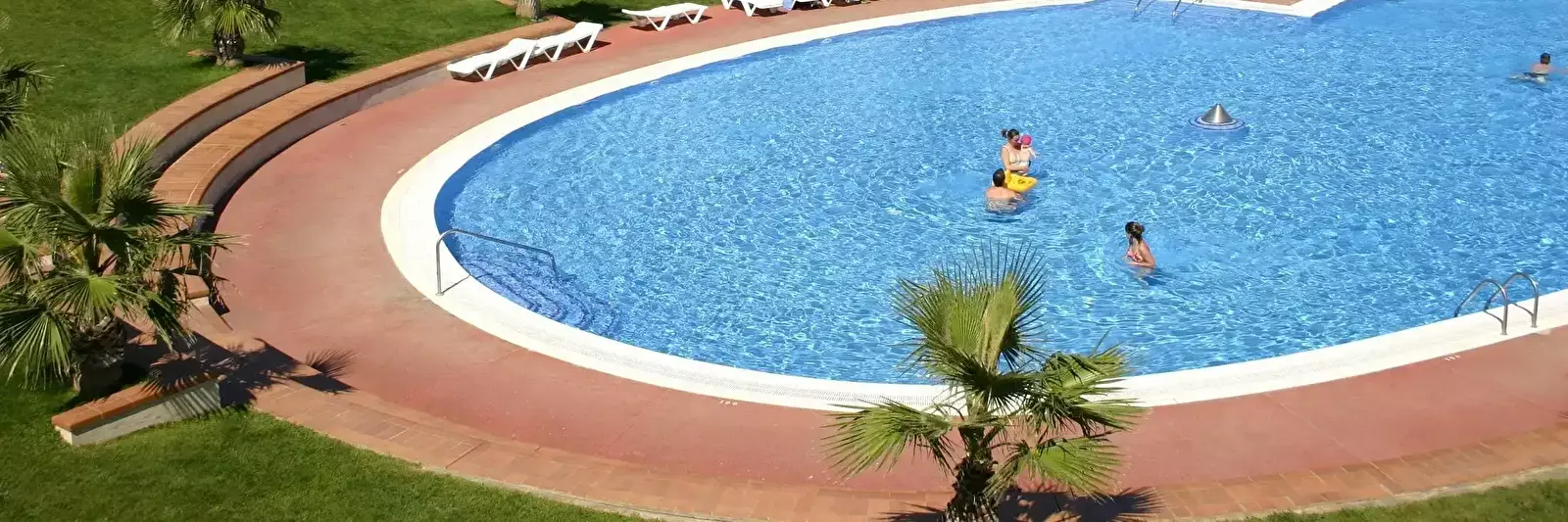 Zwembad Illa Mateua Camping Resort