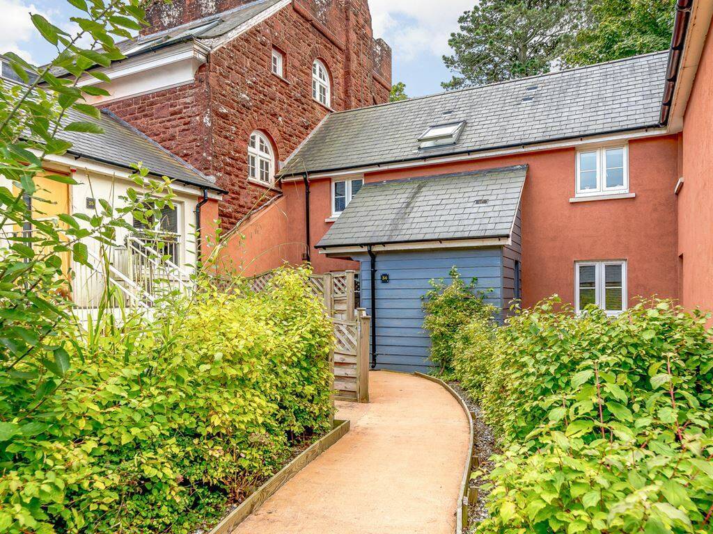 Landal Barton Pines in Paignton, UK (2024) Book your camping on