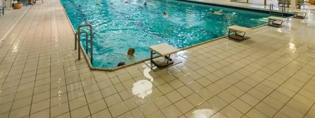 Swimming pool Landal Hoog Vaals