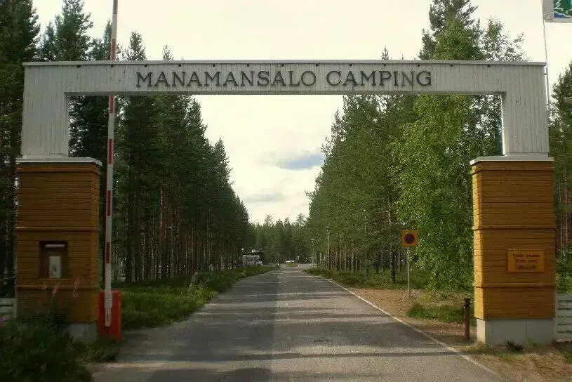 Entrance Manamansalo Camping