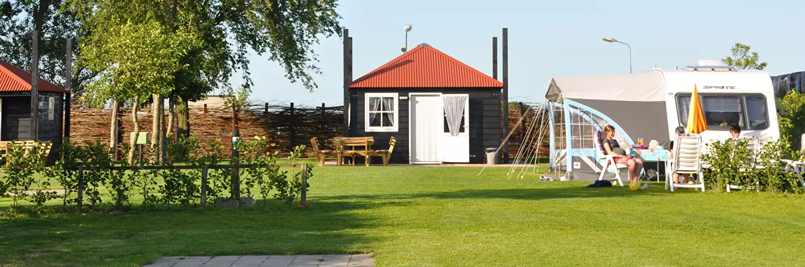 Chalet-Bungalow Mini-camping De Nesse