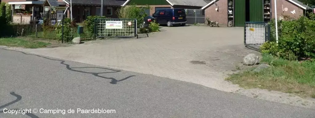 Vchod Mini-camping de Paardebloem