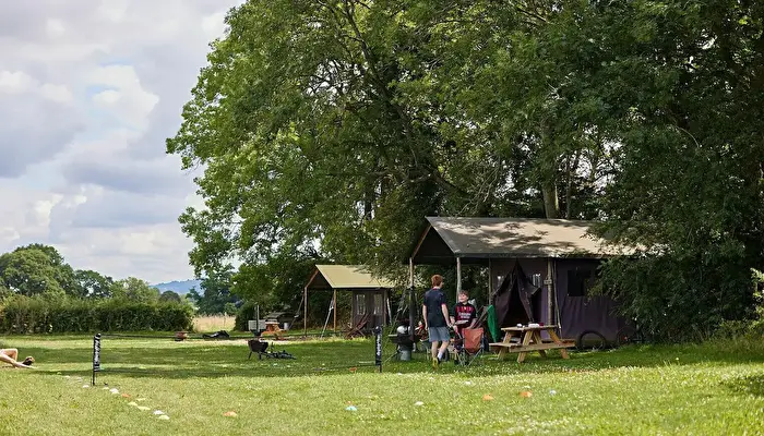 Moor Farm - Feather Down