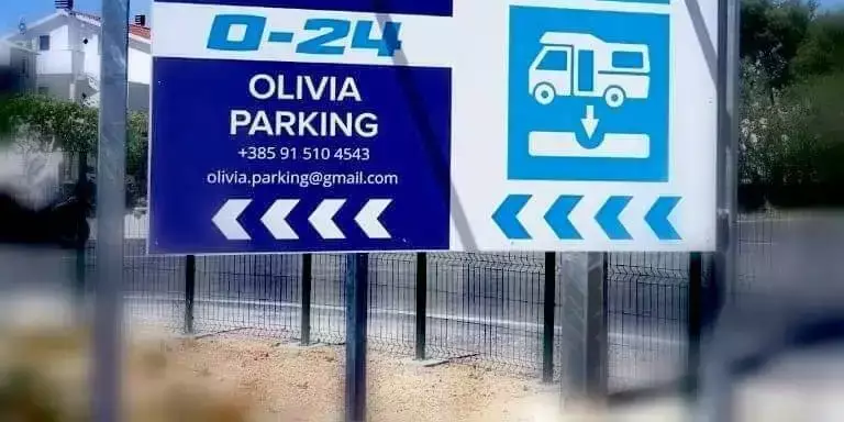 Vchod Olivia camper stop