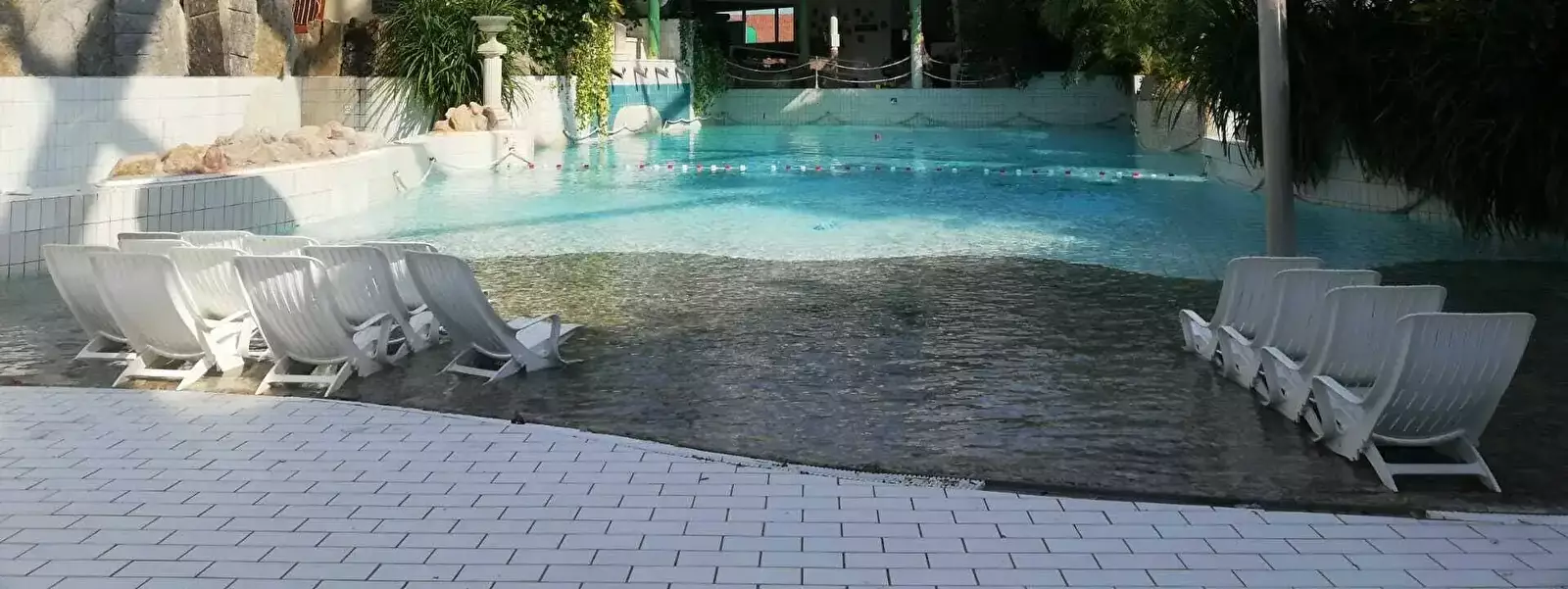 Swimming pool Oostduinkerke aan zee - Sunparks