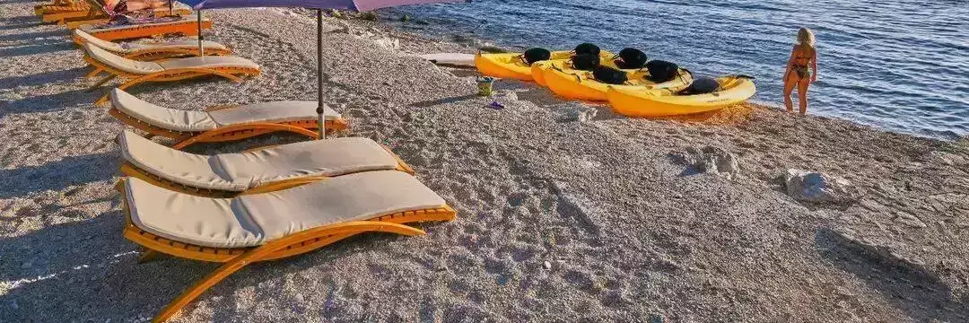 Beach Porton Nature Hideouts