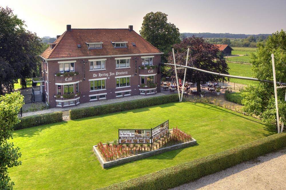 General Pub-up Summer Camp - Café Hertog Jan Proeverij