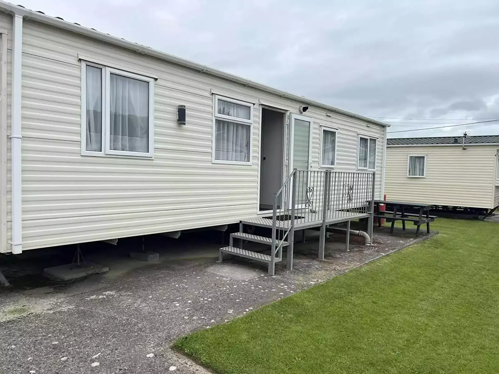 Mobile home Quex Caravan Park