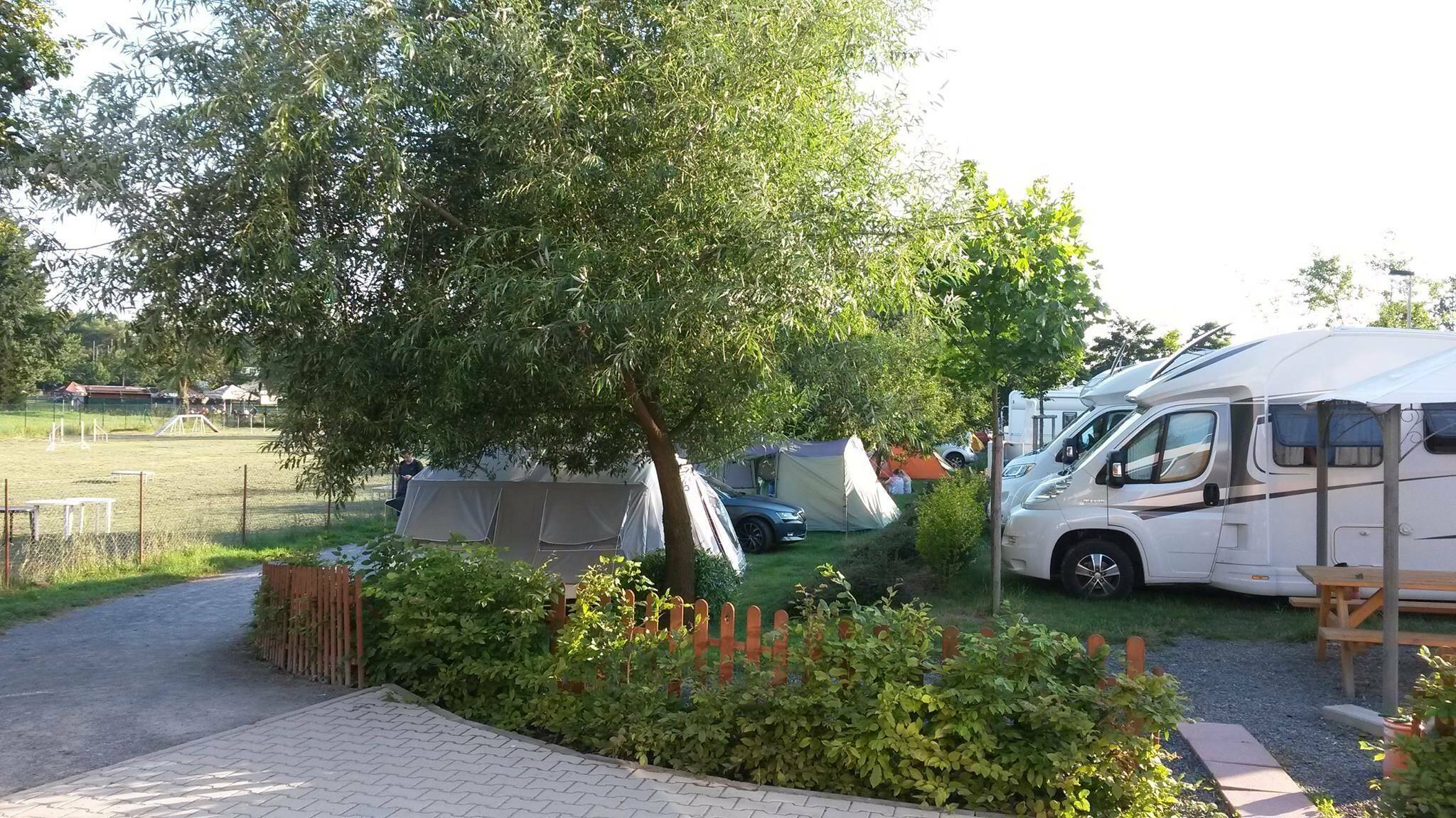 river-camping-prague-i-prag-tjekkiet-2024-alle-campingpladser-p