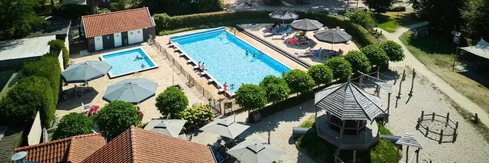 Swimming pool Sandberghe