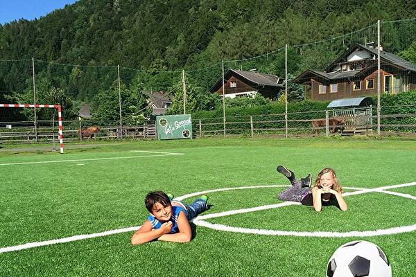 Seecamping Nagele In Steindorf Am Ossiacher See Austria Jetcamp Com 