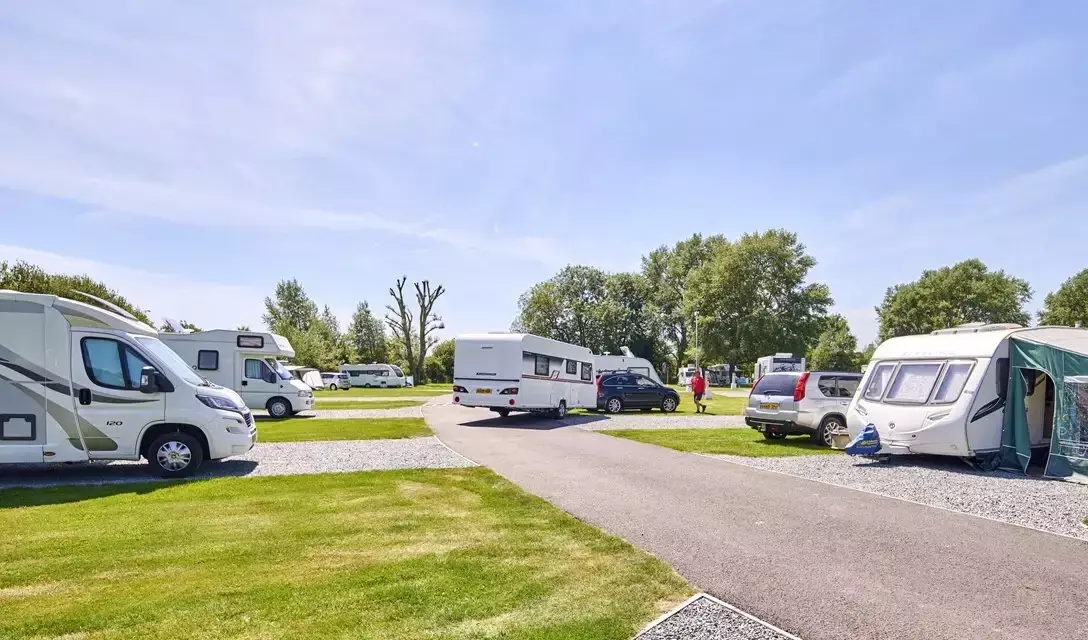 Pitch St Neots Camping and Caravanning Club Site
