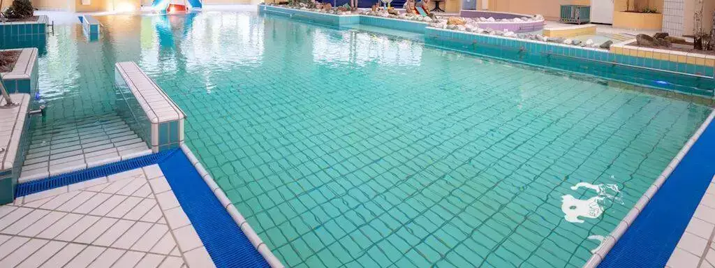 Indoor swimming pool Summio Parc Port Greve