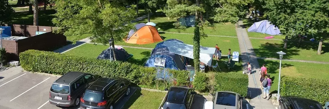 Aussicht TCS Camping La Tène Lac de Neuchâtel