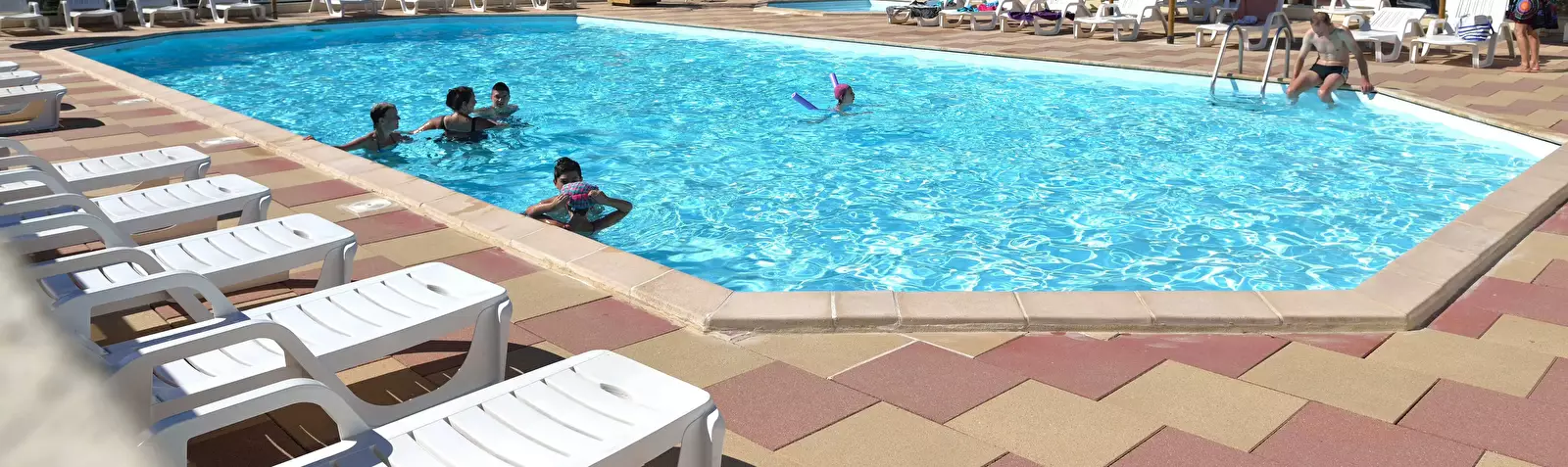 Piscina Ushuaïa Villages Camping la Conge