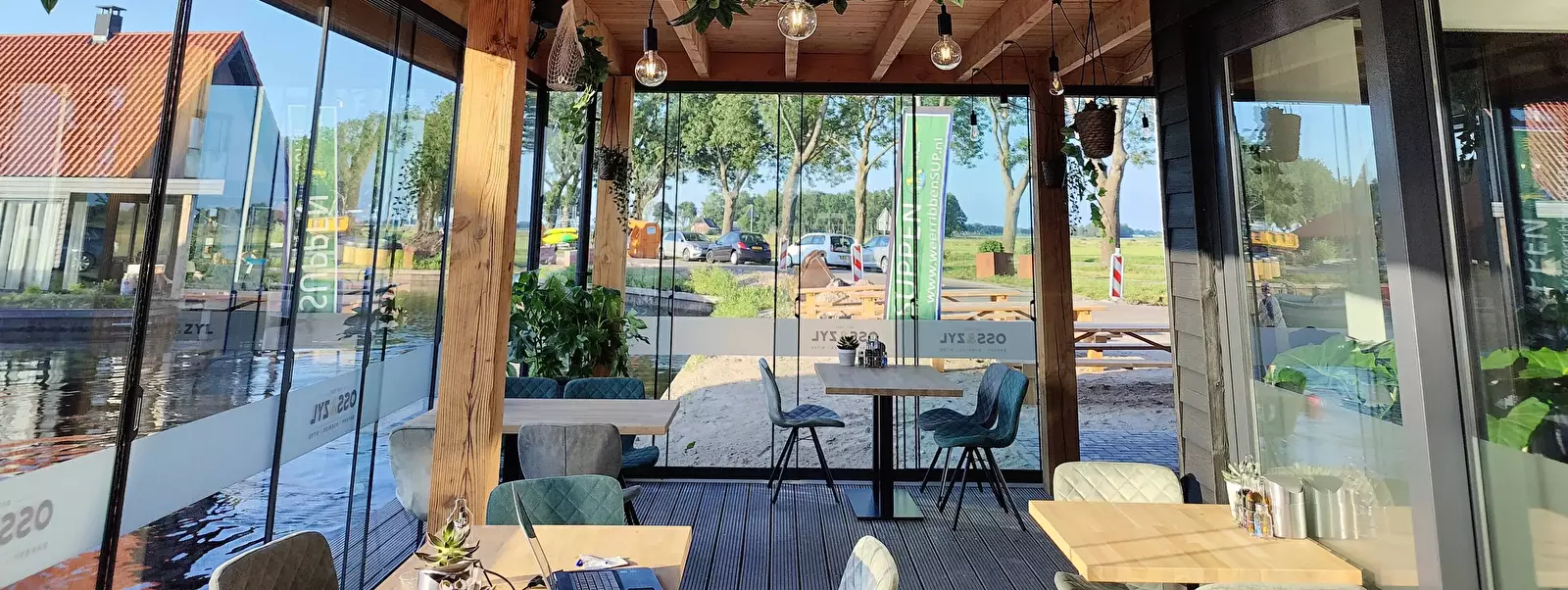 Cafe-Bar-Restaurant Waterstaete Ossenzijl - Roompot