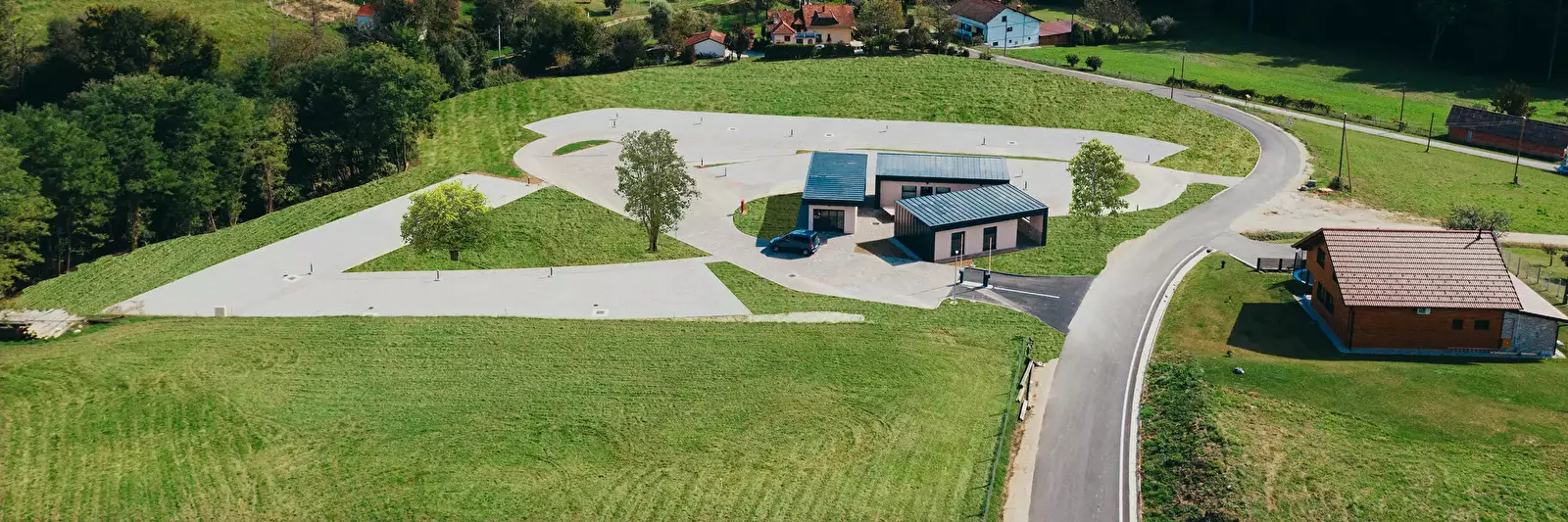 Pohled Wine Camp Hažić