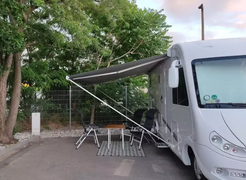 Plats Wohnmobilstellplatz Leipzig Zentrum und Zoo